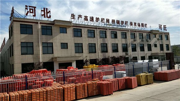 Our wire mesh fence producing factory with fence products ready to ship