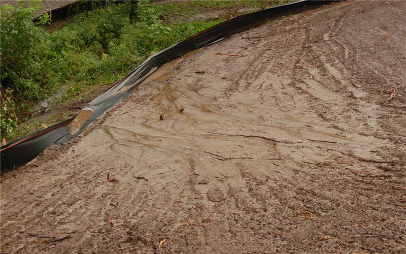 erosion control fencing for floodways