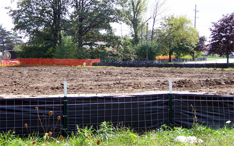 wire backed silt fence installed in the construction site