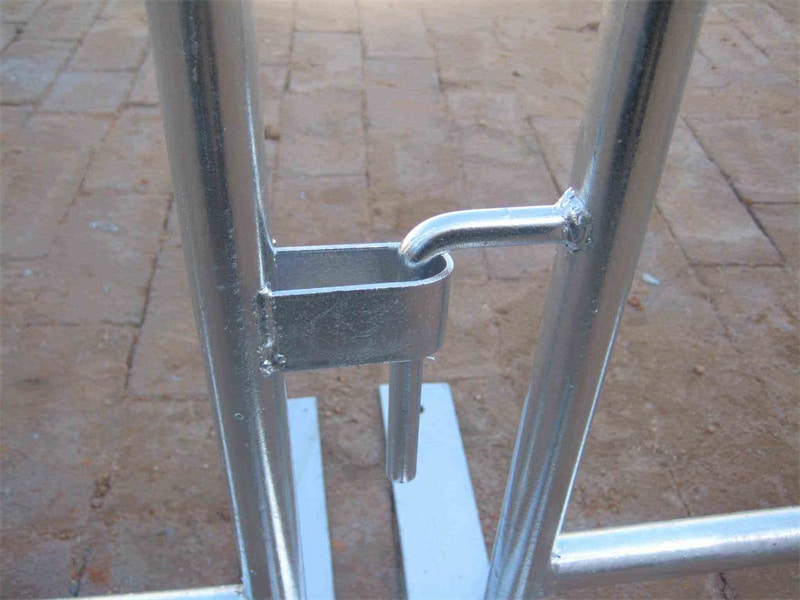 The hook and lug connected together for crowd control barriers for sale