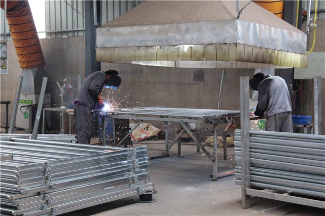 corral panels welding process