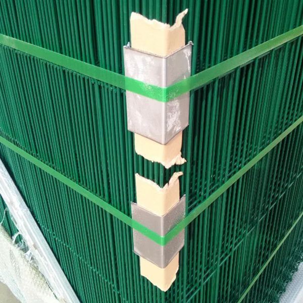 The packing of welded wire fence panels