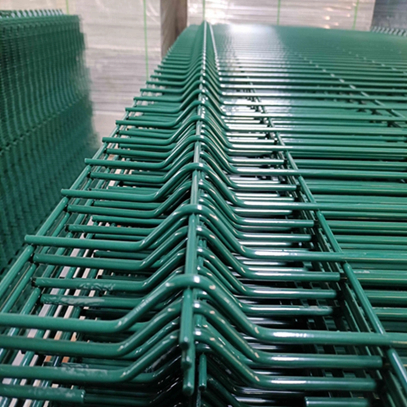 The powder coated green welded wire mesh fence