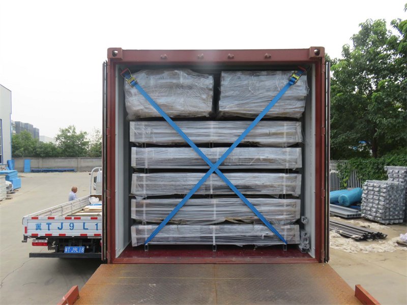 The loading of steel fence pickets
