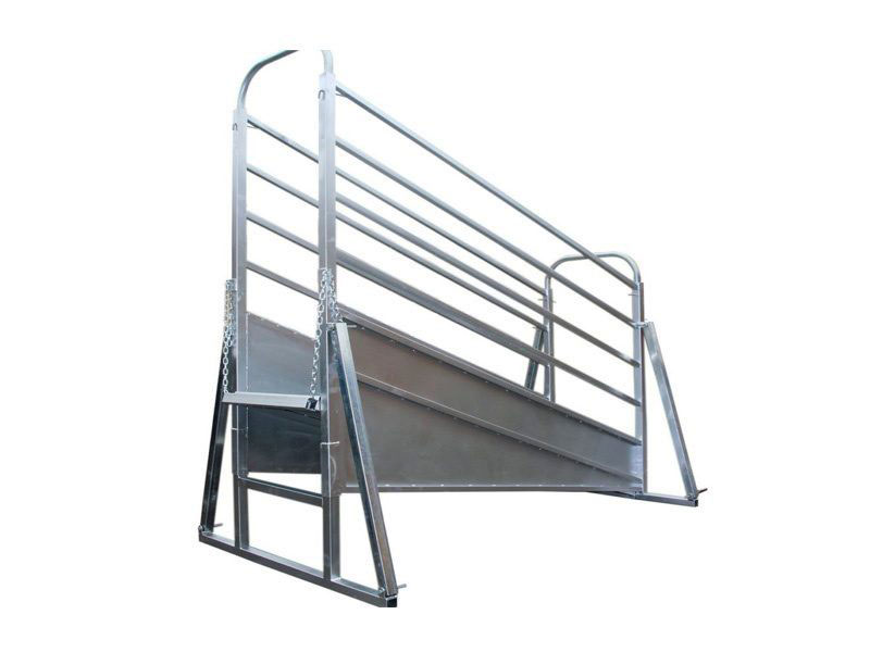 Discover top-quality galvanized cattle panels and yard fencing solutions in Australia. Our heavy-duty metal panels, available in 2.1m x 1.8m, are perfect for secure livestock fencing.