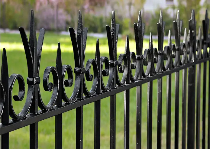 steel picket fence 5