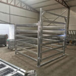 cattle headlock panels