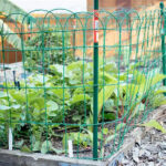 Enhance your landscape with our decorative wire garden edging. This stylish border fence is perfect for defining your garden and lawn edges. Shop now!