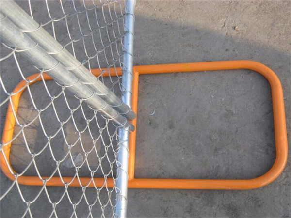 orange fence stands