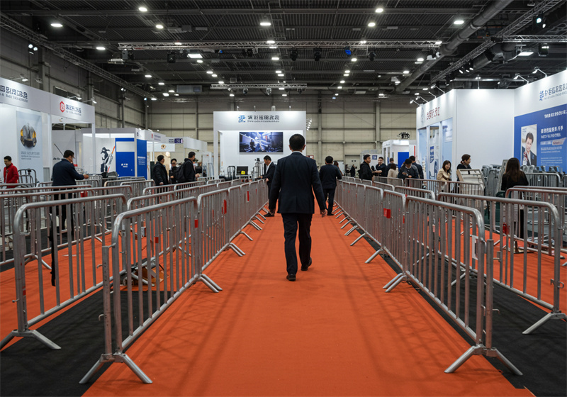 crowd control barriers for sale