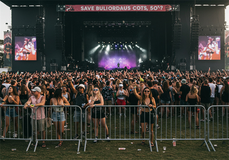 stage barricades