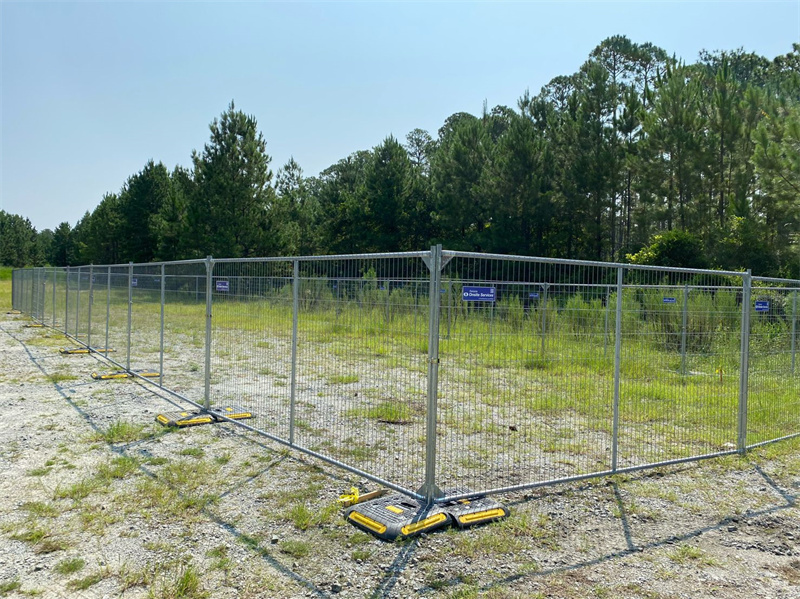 temporary fence for construction site
