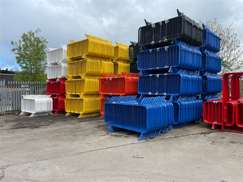 crowd control barrier