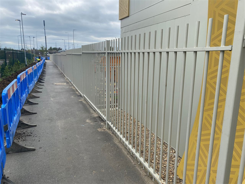 fence pickets metal