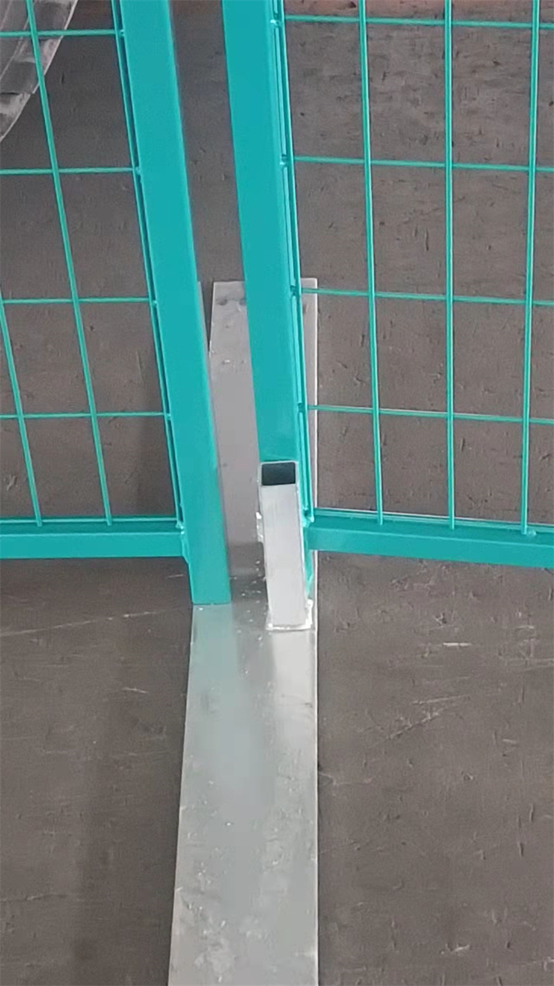 portable fence