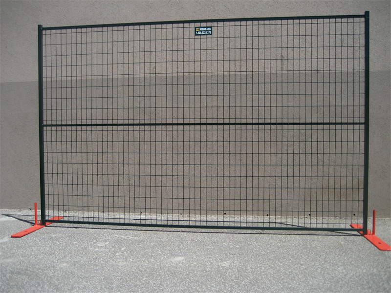 temp fence posts