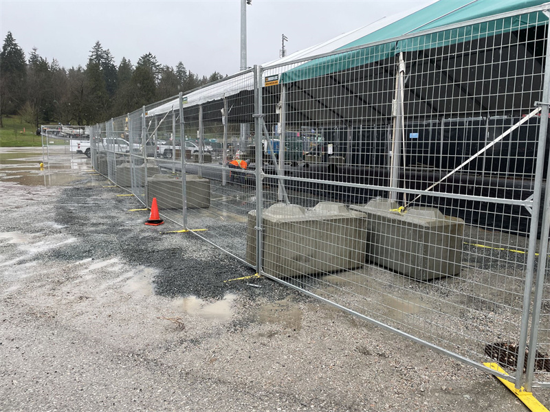 construction panel fence