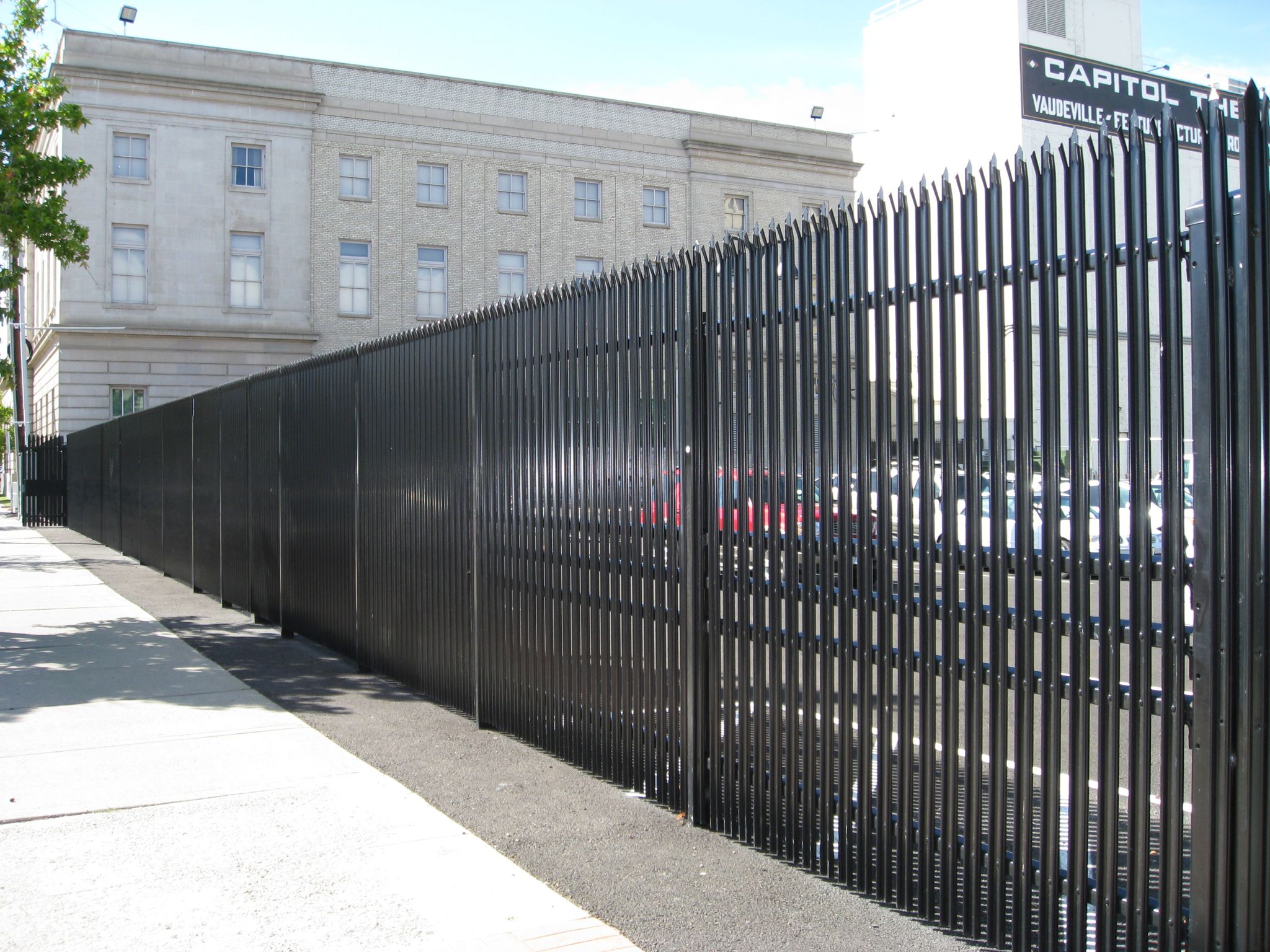 metal fence company near me