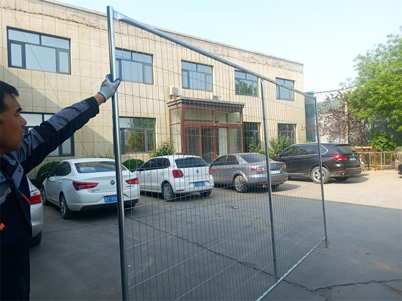 removable metal fence