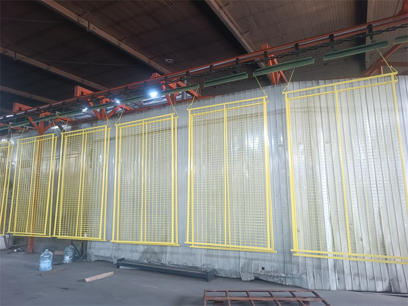 temporary construction fence