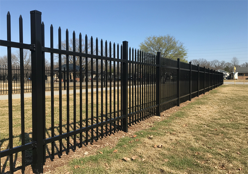 metal security fencing