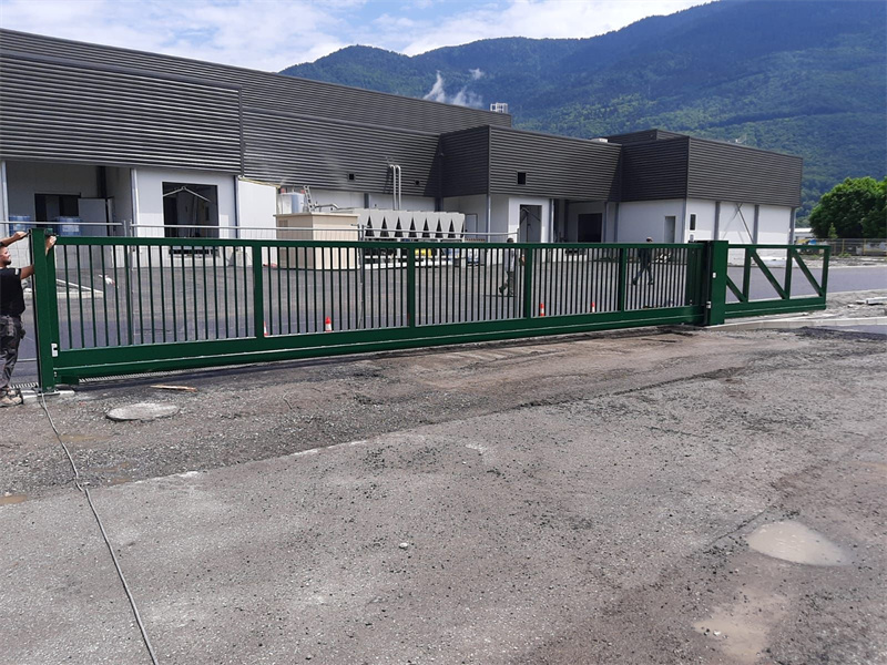 steel metal gate