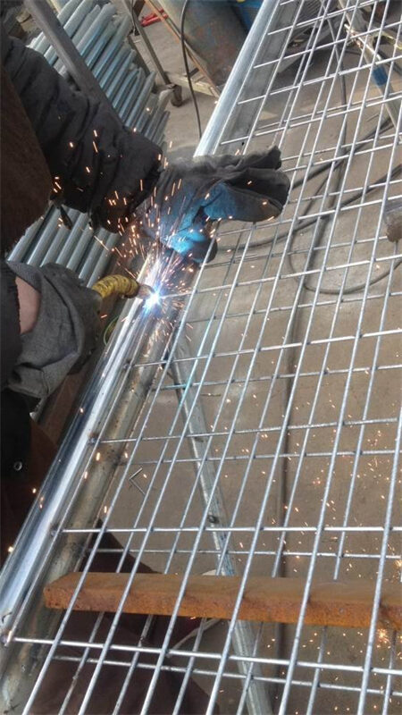 temporary fence welding (2)
