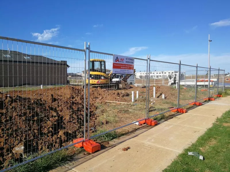 construction site temporary fence solutions
