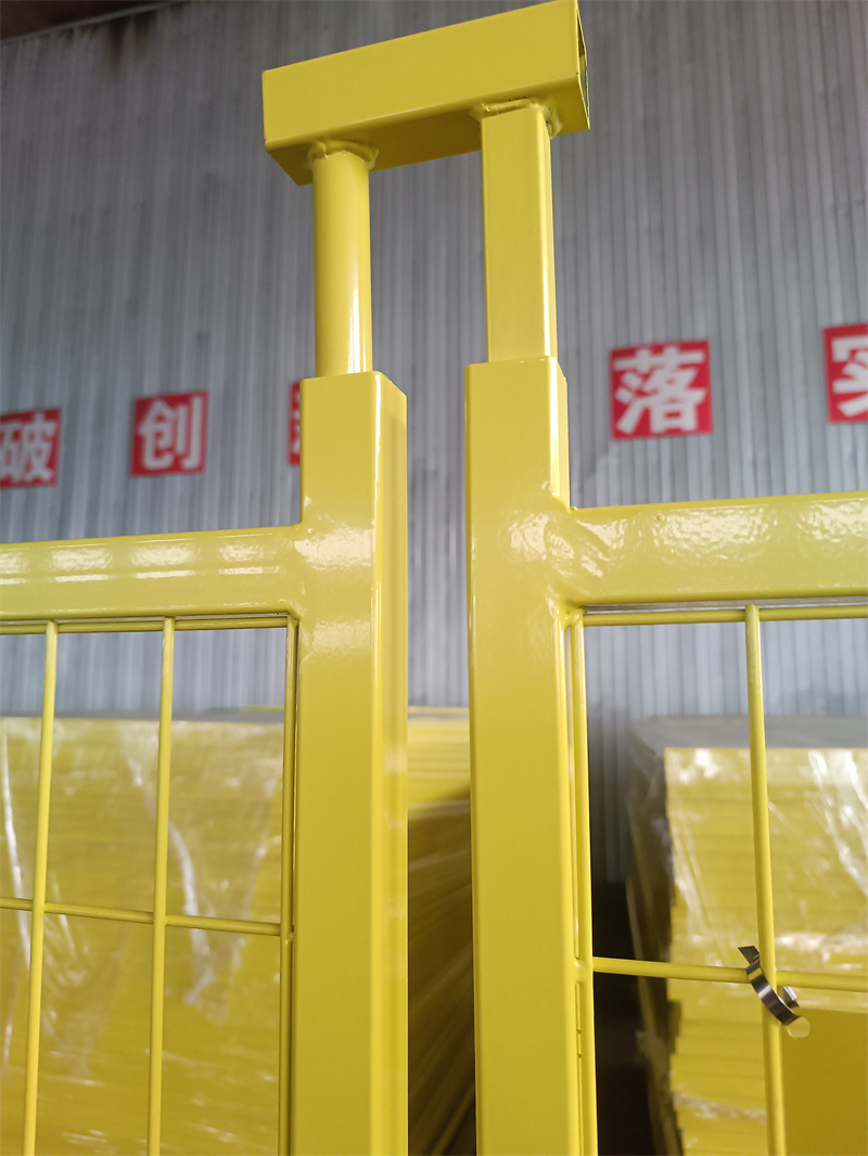 portable fence outdoor