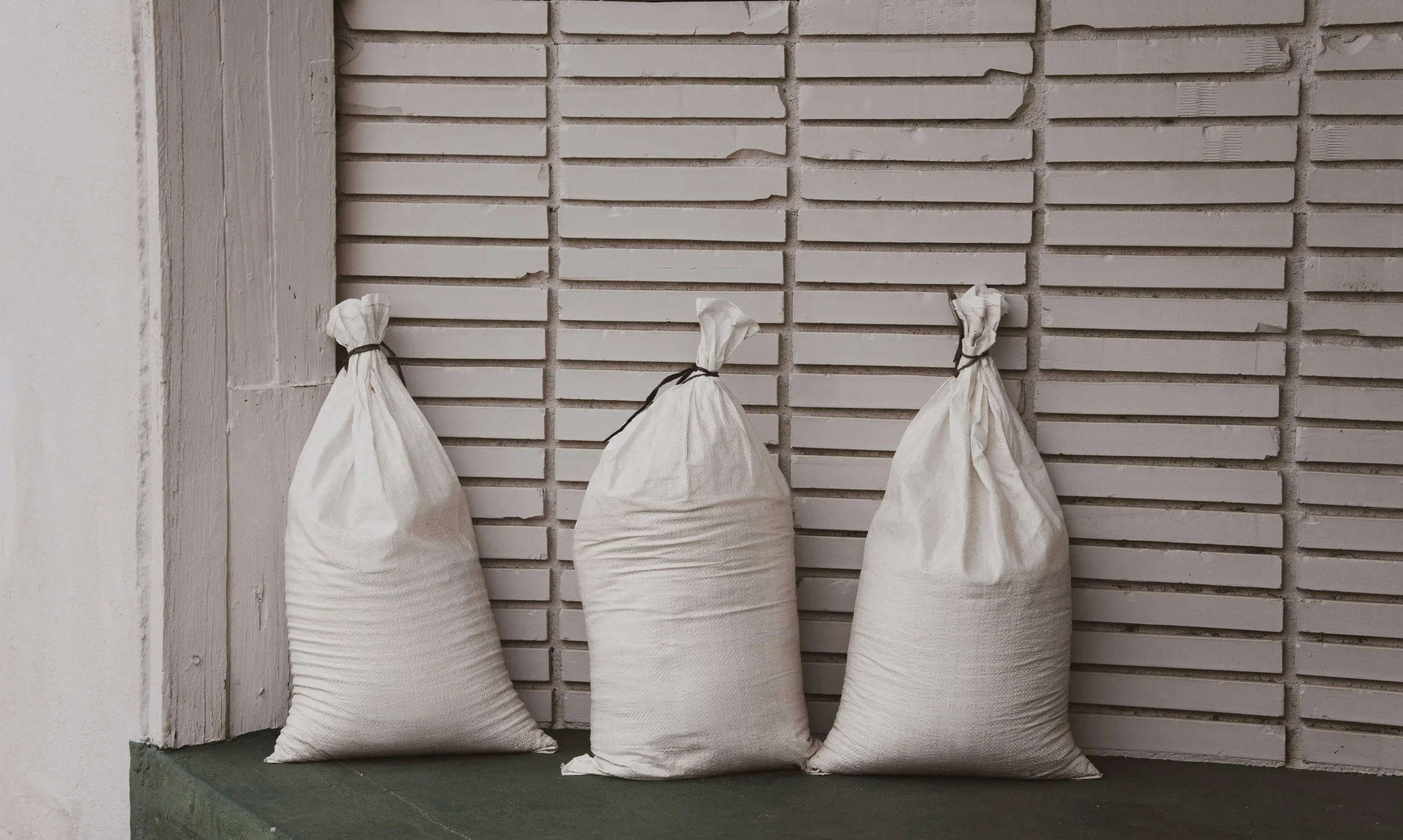 sandbag flood wall installation cost