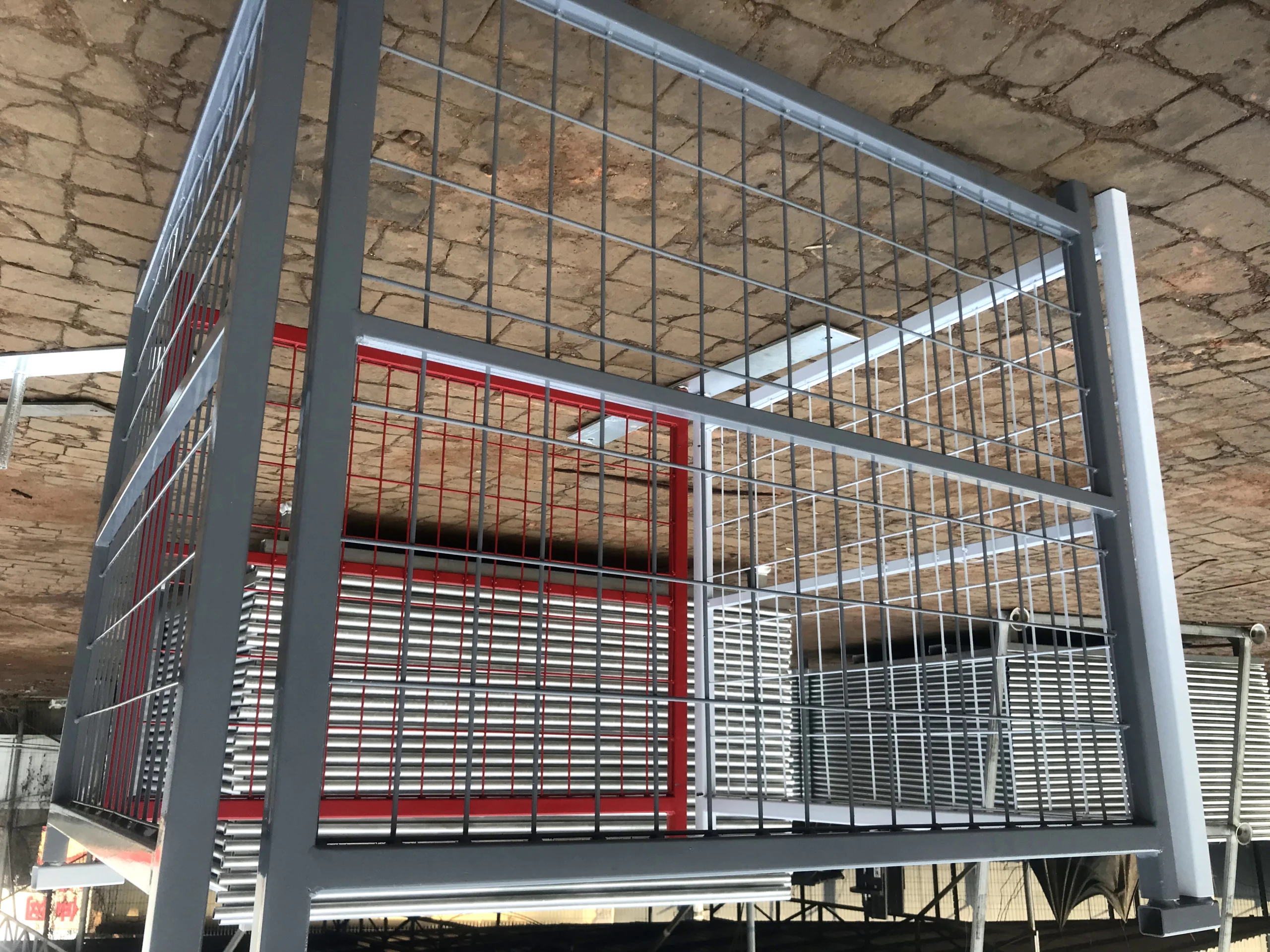Anping Deban Metal Wire Mesh Products Co., Ltd (DB Fencing) manufactures durable steel security fencing using advanced hot-dipped galvanized technology. This welded mesh panel is engineered for high-strength perimeter protection, ensuring compliance and longevity for demanding construction and industrial applications.